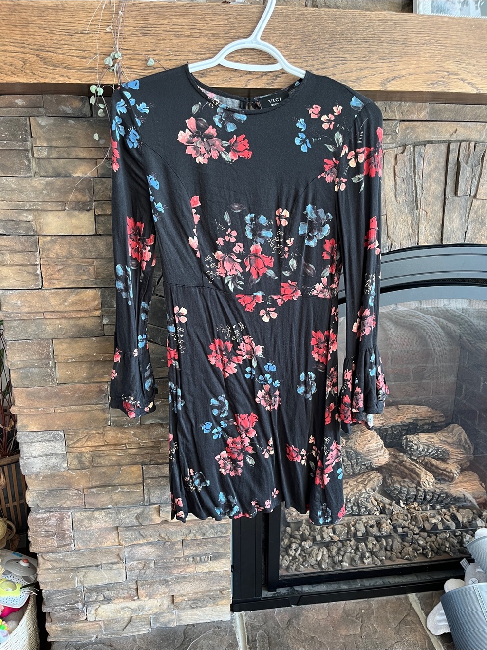 VICI Black Floral Long-Sleeve A-Line Dress